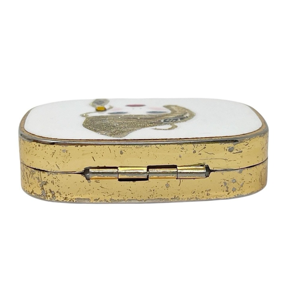Vintage Embellished Woman Travel Pillbox 3 Compartments Gold Tone Easy Open - Picture 6 of 7